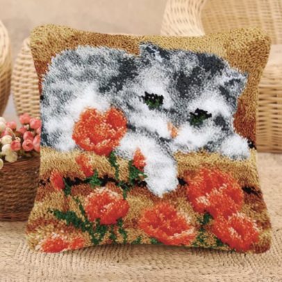 لعبة مخدة الصوف بشكل القط الرصاصي مع الورود